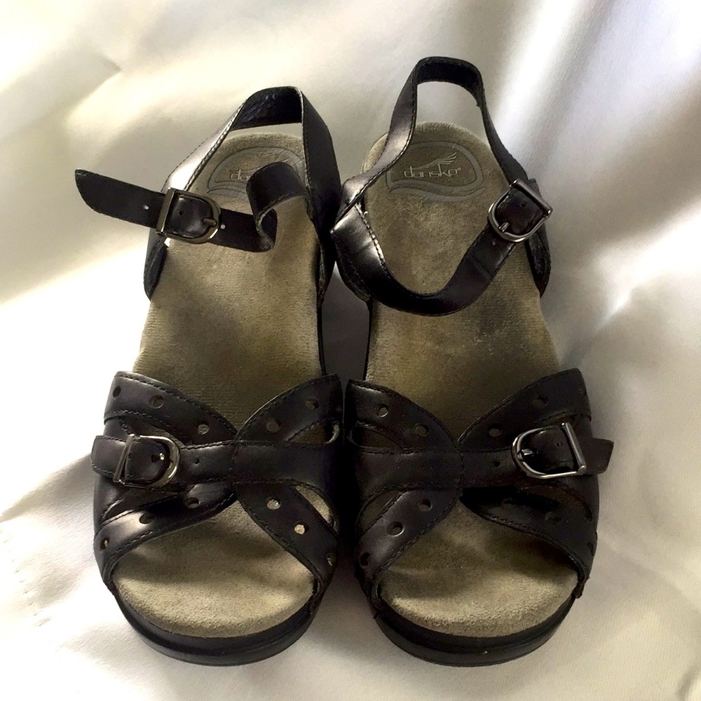 Dansko Sandals size 37  Black leather.